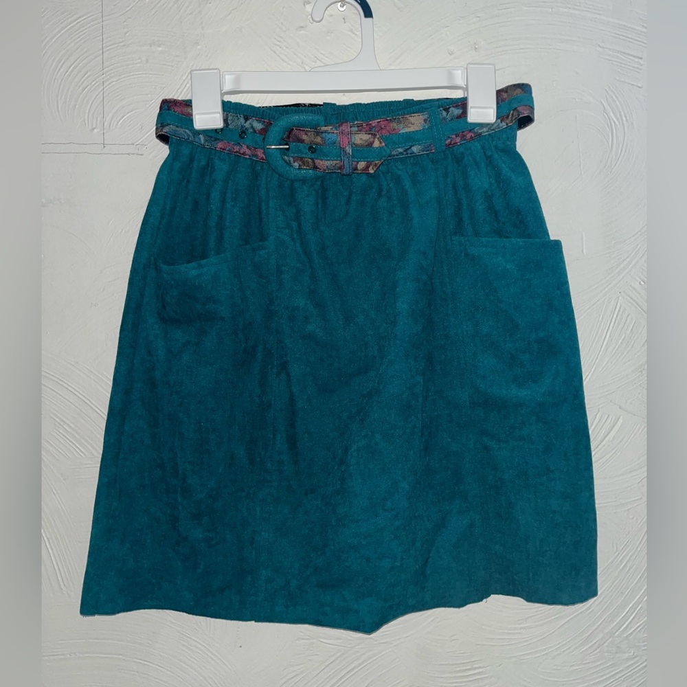 Vintage Jessica Scott mini skirt with pockets!